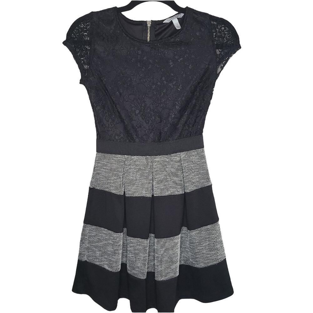 Speechless Y2K Vintage Black And Gray Striped Lace-Trim Fit And Flare Dress SZ 1